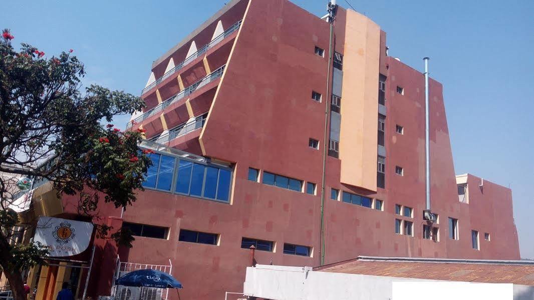 La Posh Hotel Kigali Exterior photo
